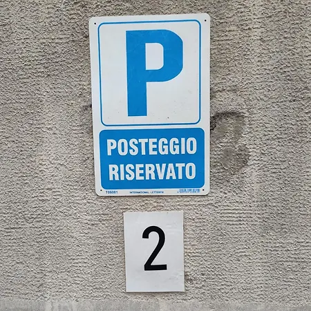 Bilocale 40 Mq Con Parcheggio Privato Μιλάνο