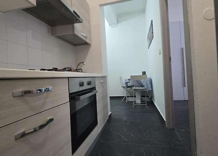 Apartment Rent In Bilocale Di 40 Mq Con Parcheggio Mailand